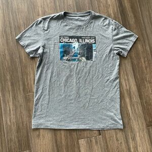 🟢$1 add-on item🟢 Aeropostale men’s tee shirt Medium Chicago